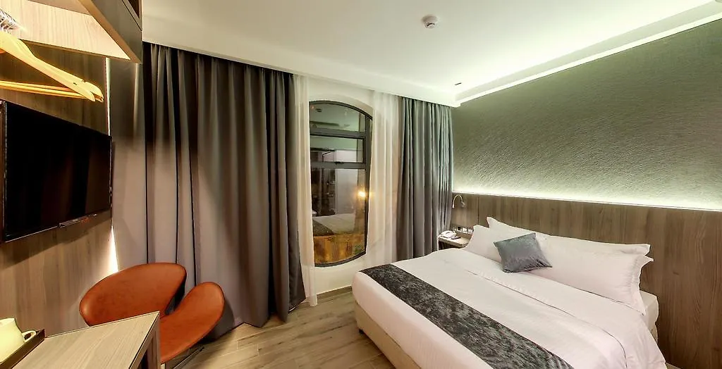 Flora By Crossroads Hotel Kuala Lumpur