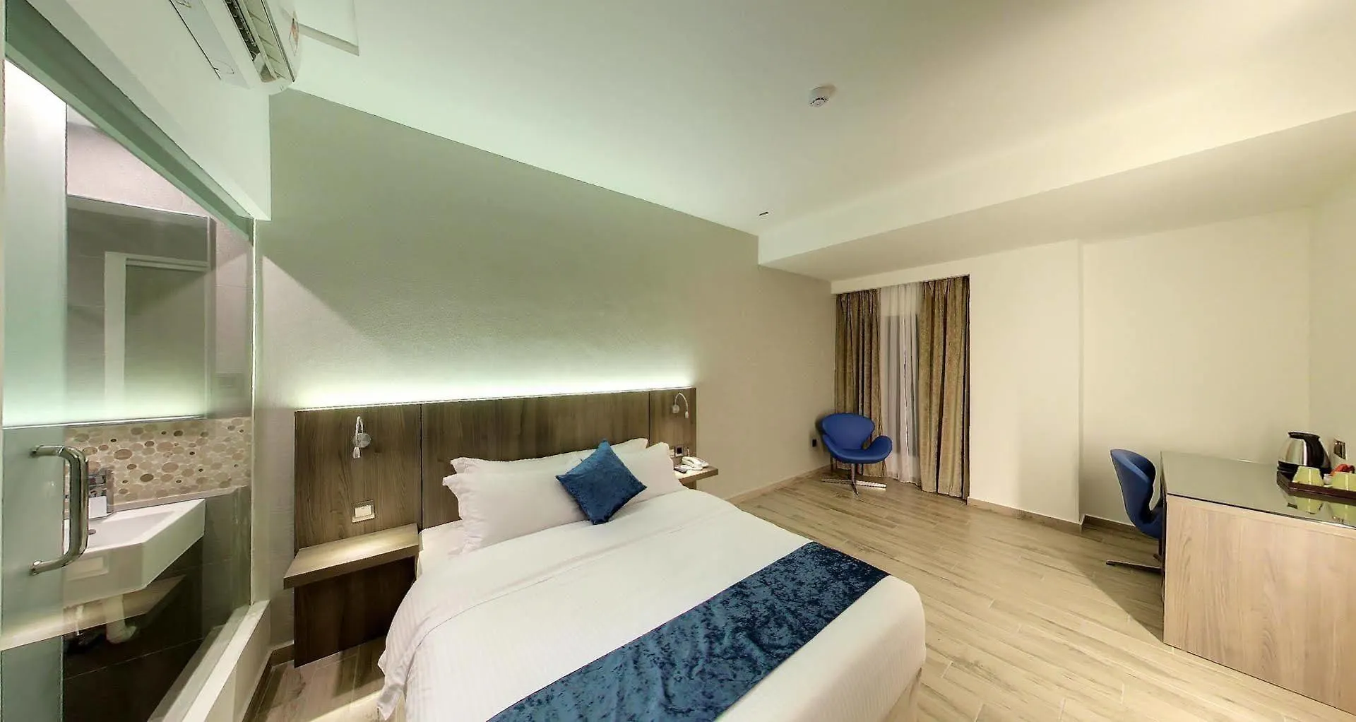 Flora By Crossroads Hotel Kuala Lumpur 3*,